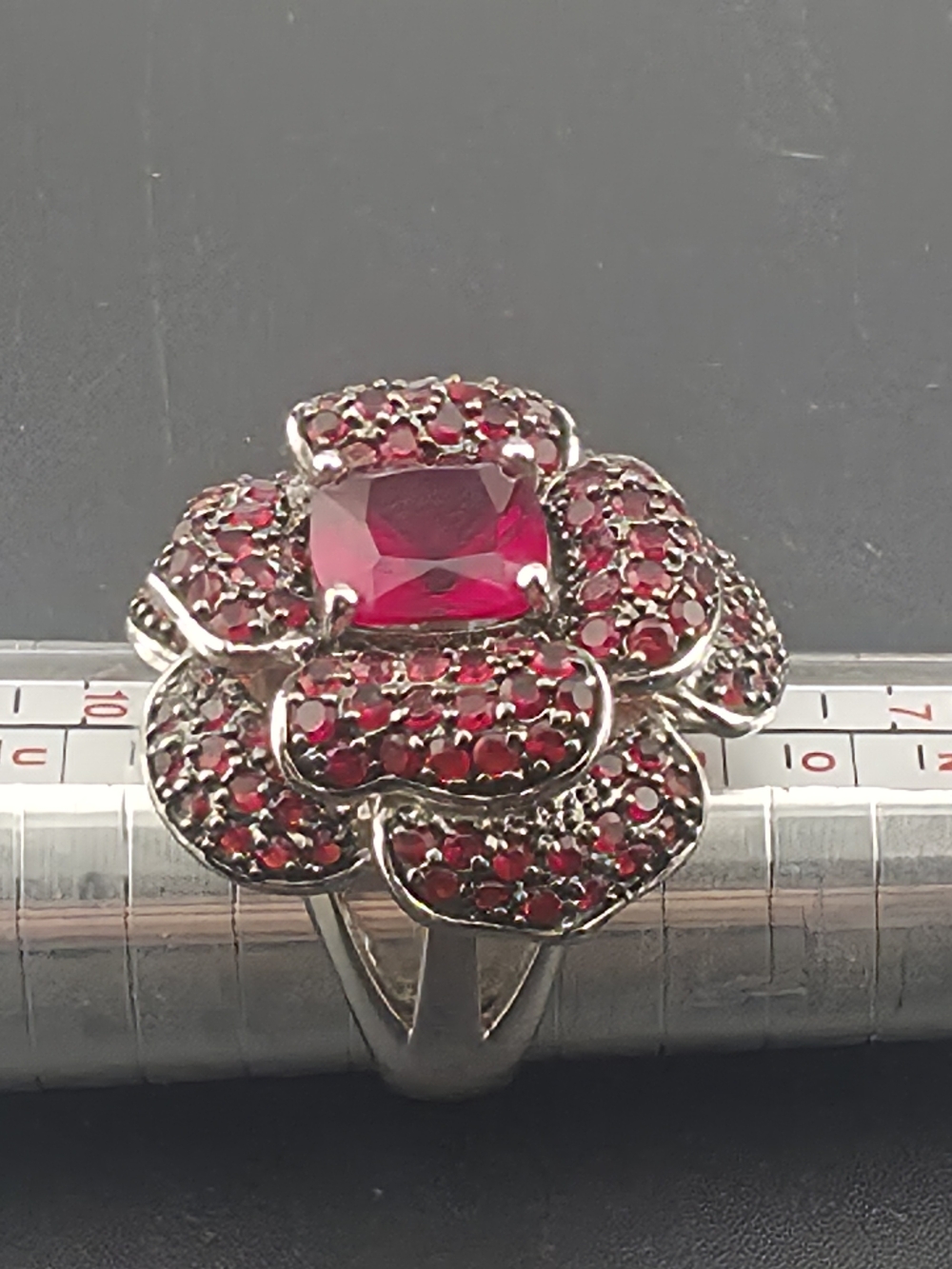 Chunky Red Crystal 3 Dimensional Flower Cocktail Statement Ring Sz9